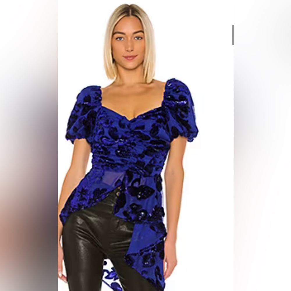 x REVOLVE Freja Top in Sapphire Blue
House of Harlow 1960 size small #039